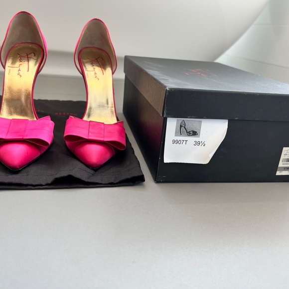 Hot Pink Walter Steiger Paris Satin Heels. - Picture 6 of 12